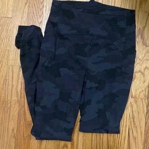 Lululemon camo swift speed